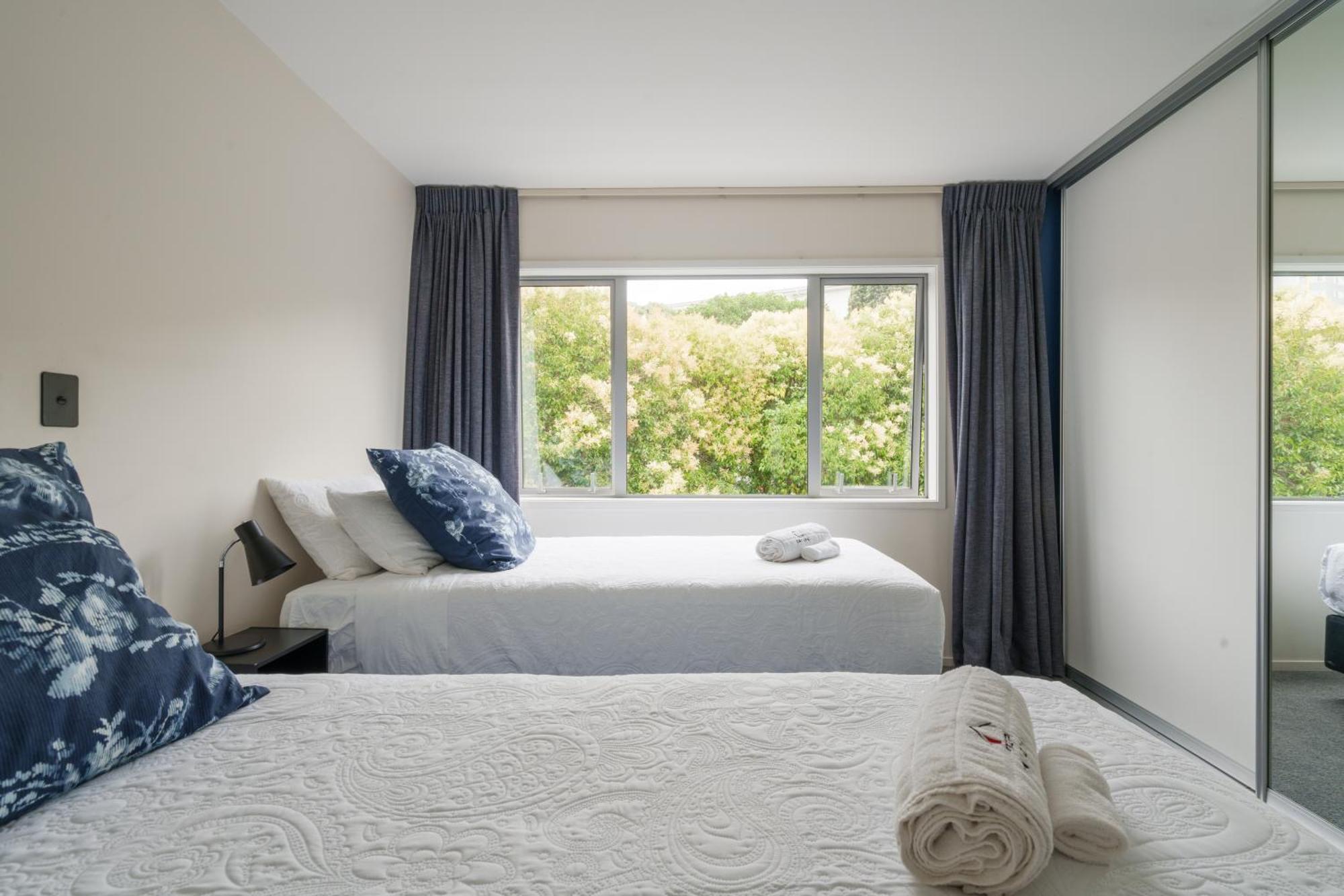 Auckland City Escape Modern Home With Spa Pool Exterior photo